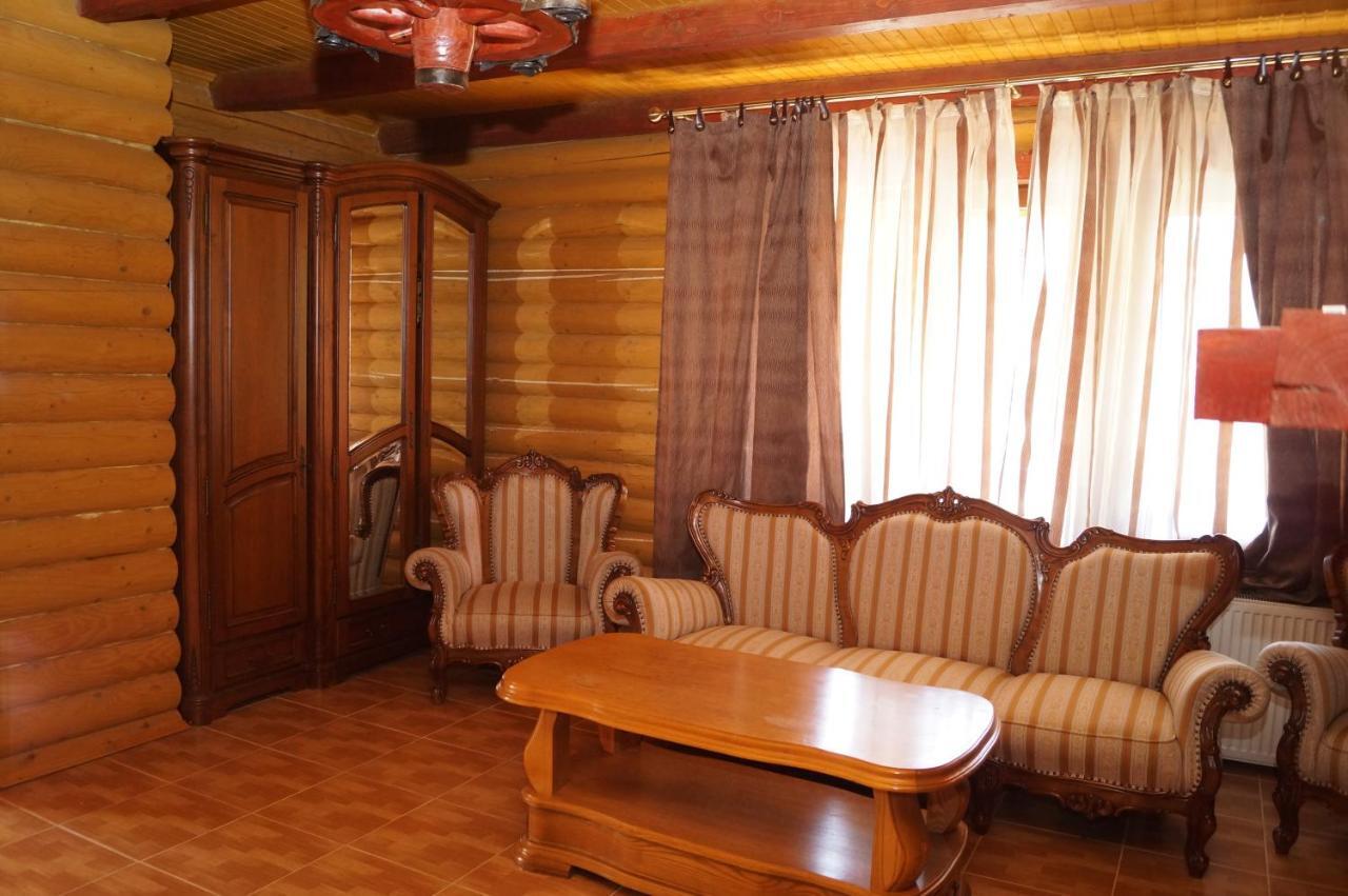 Норіс Hotel Migovo Luaran gambar