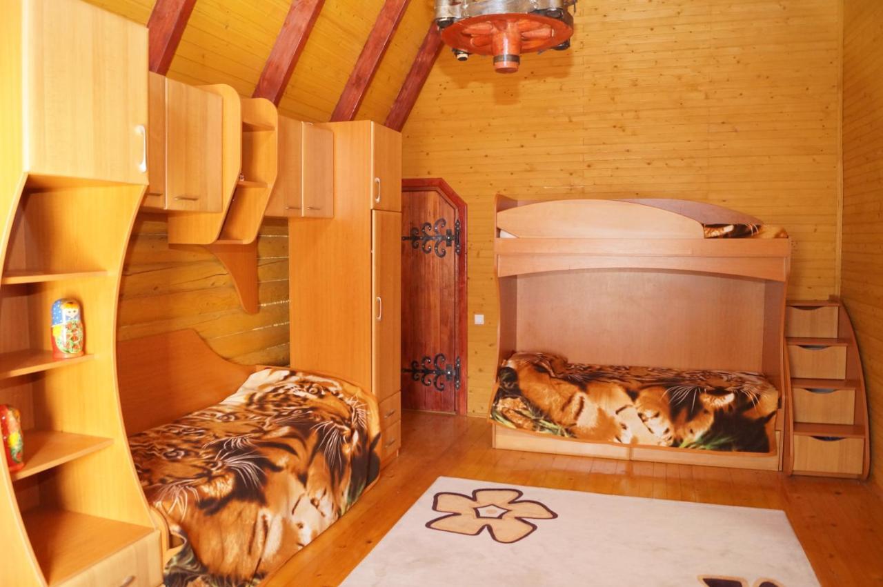 Норіс Hotel Migovo Luaran gambar