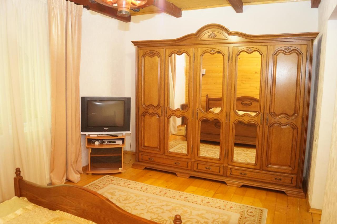 Норіс Hotel Migovo Luaran gambar