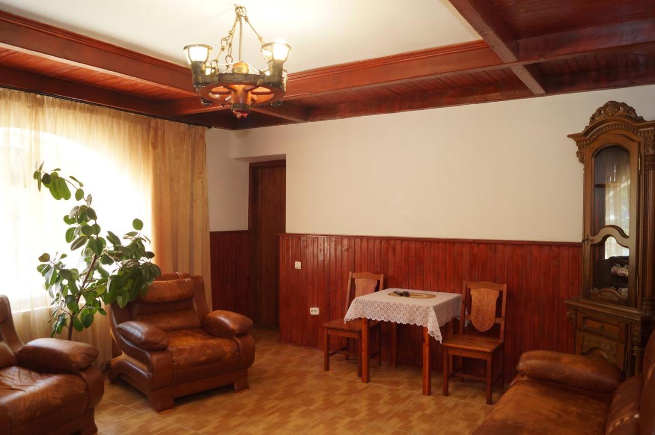 Норіс Hotel Migovo Luaran gambar