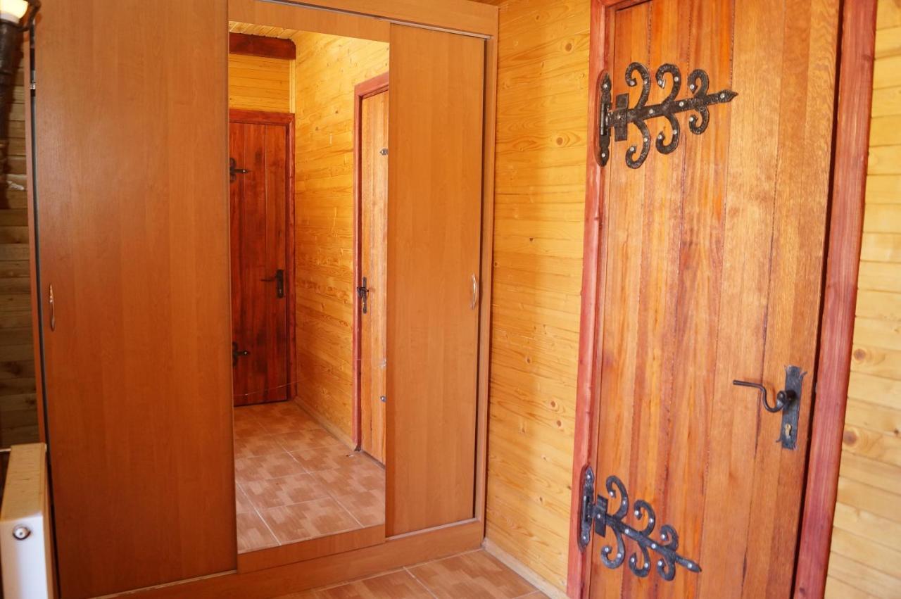 Норіс Hotel Migovo Luaran gambar