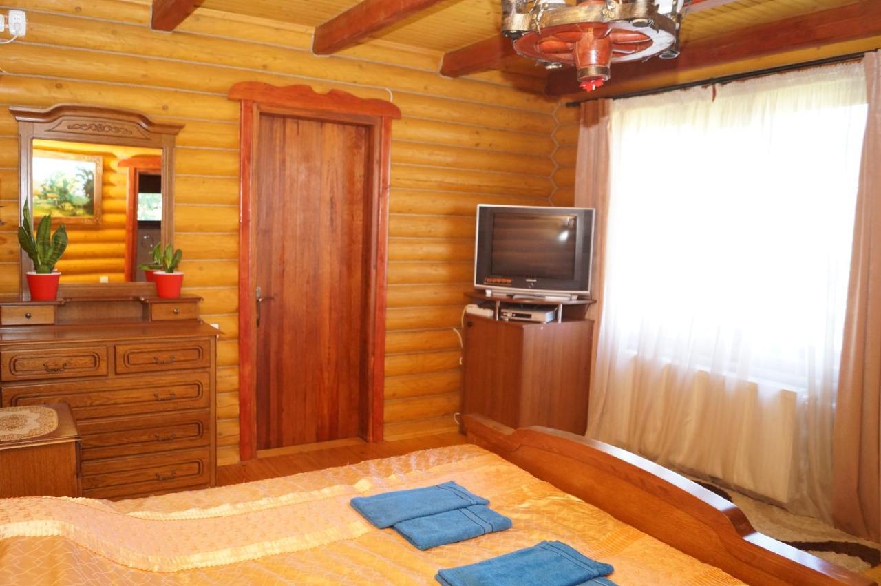 Норіс Hotel Migovo Luaran gambar