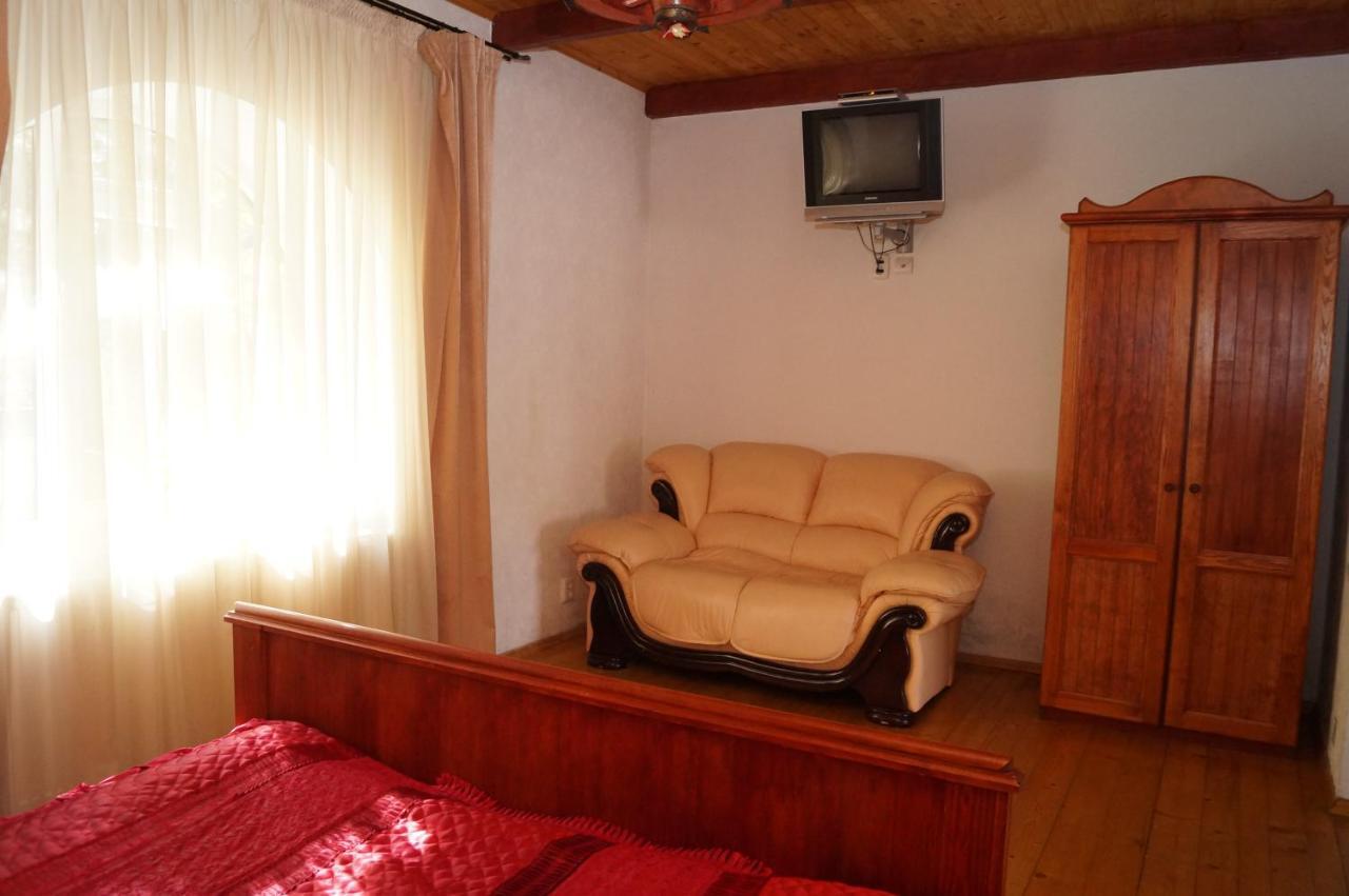 Норіс Hotel Migovo Luaran gambar